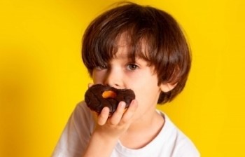 Setembro Laranja: mês de combate à obesidade infantil